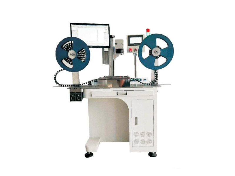 自(zi)動激光鐳射(she)打(da)標(biao)機(ji)