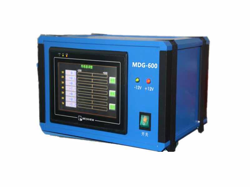 多(duo)通(tong)道智能(neng)電(dian)感測(ce)微(wei)儀